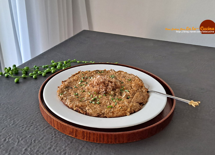 둥근마전 만들기 김치 넣어, 오코노미야키 향 슬쩍나는 마요리