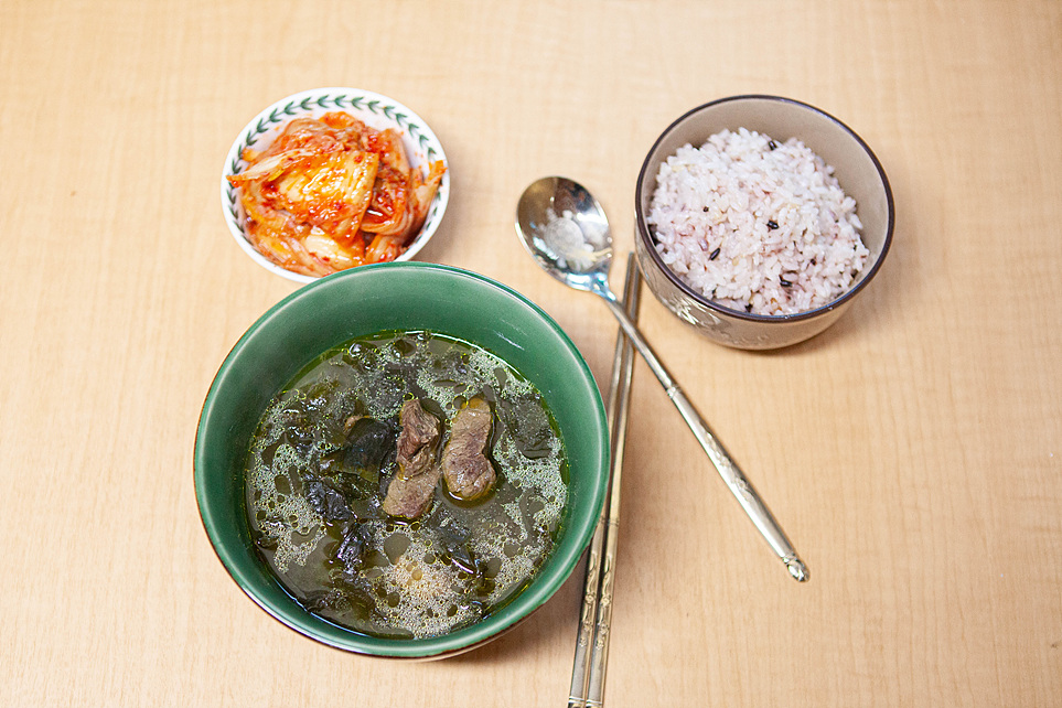 소고기 미역국 맛있게 끊이는 법 ⓦ 단풍미인 쇼핑몰 내장산정읍한우