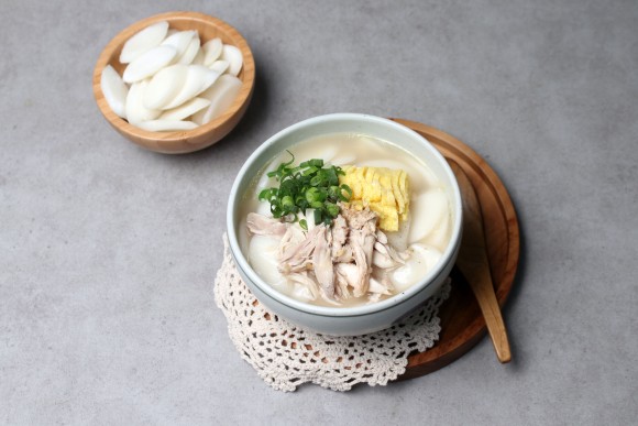 떡국떡 으로 - 닭고기 떡국 만들기 & 단풍고을 떡국떡