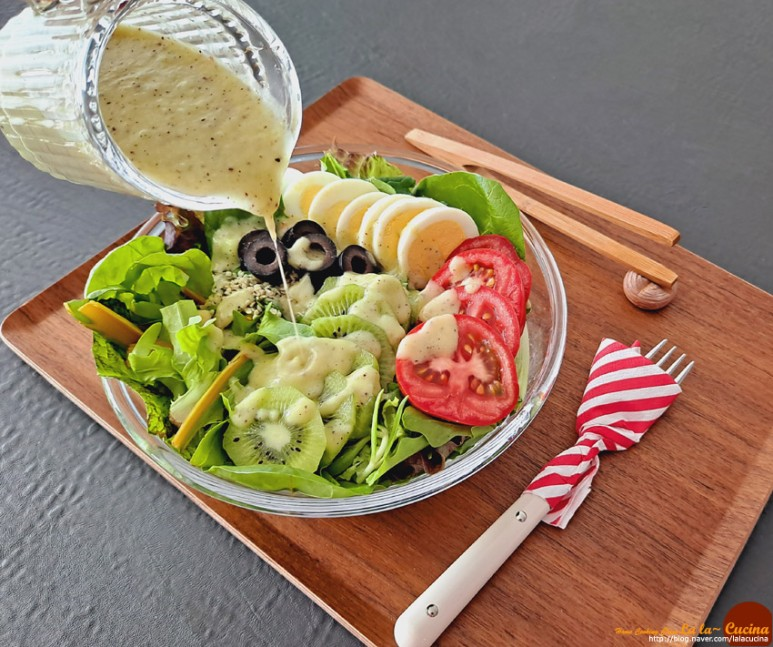 키위드레싱 쌈채소로 그린샐러드 만들기