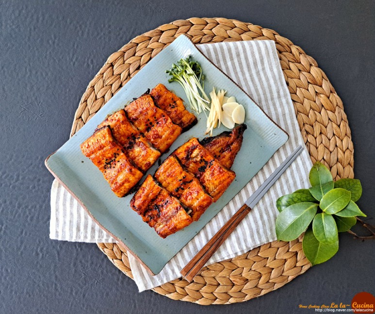 장어구이 양념장 만드는법 집에서 초벌 민물장어 굽는법 손쉽게~