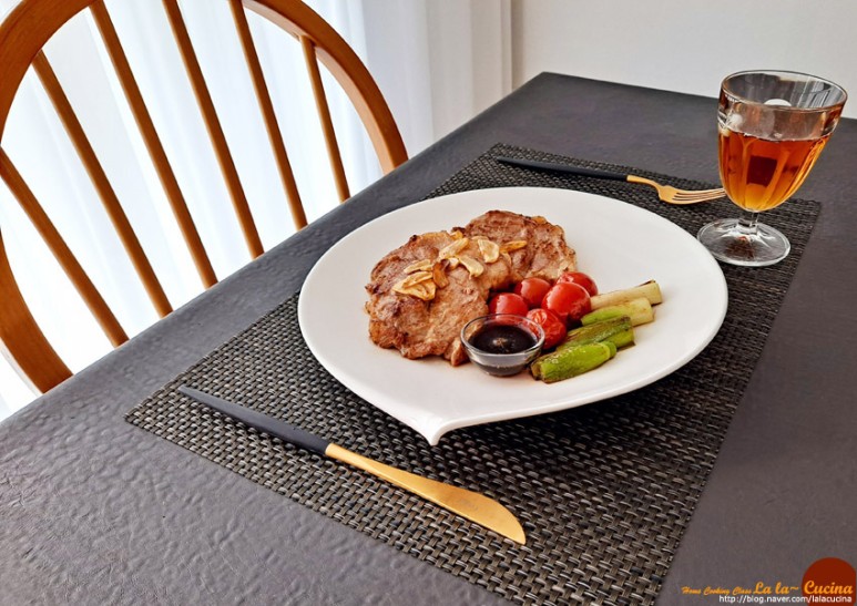 돼지목살 스테이크 소스 만들기