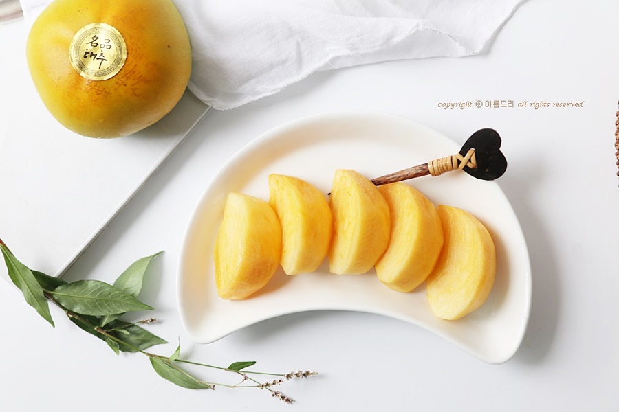 태추단감 ! 달고 아삭아삭 배맛나는 별미.