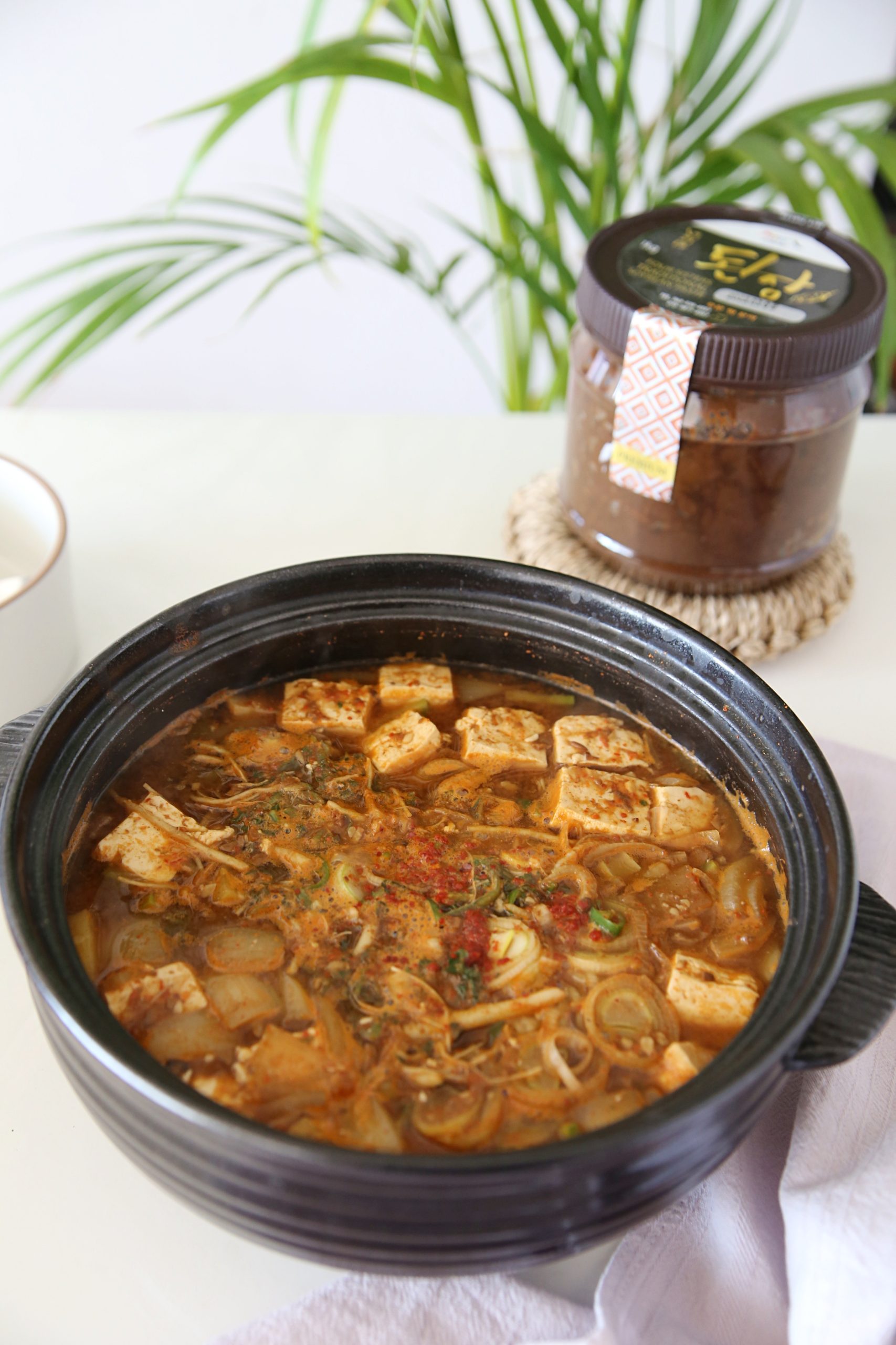 소고기 된장찌개 맛있게 끓이는법 저녁메뉴 레시피 소고기 냉이된장찌개