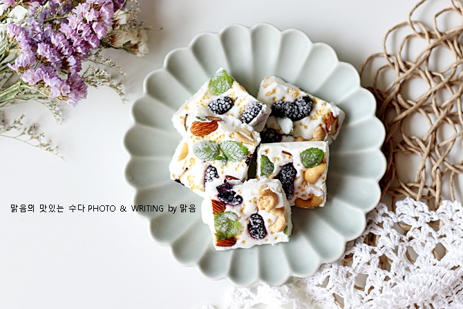 오디 넣어 그릭요거트바크 만들기, 오디 요리