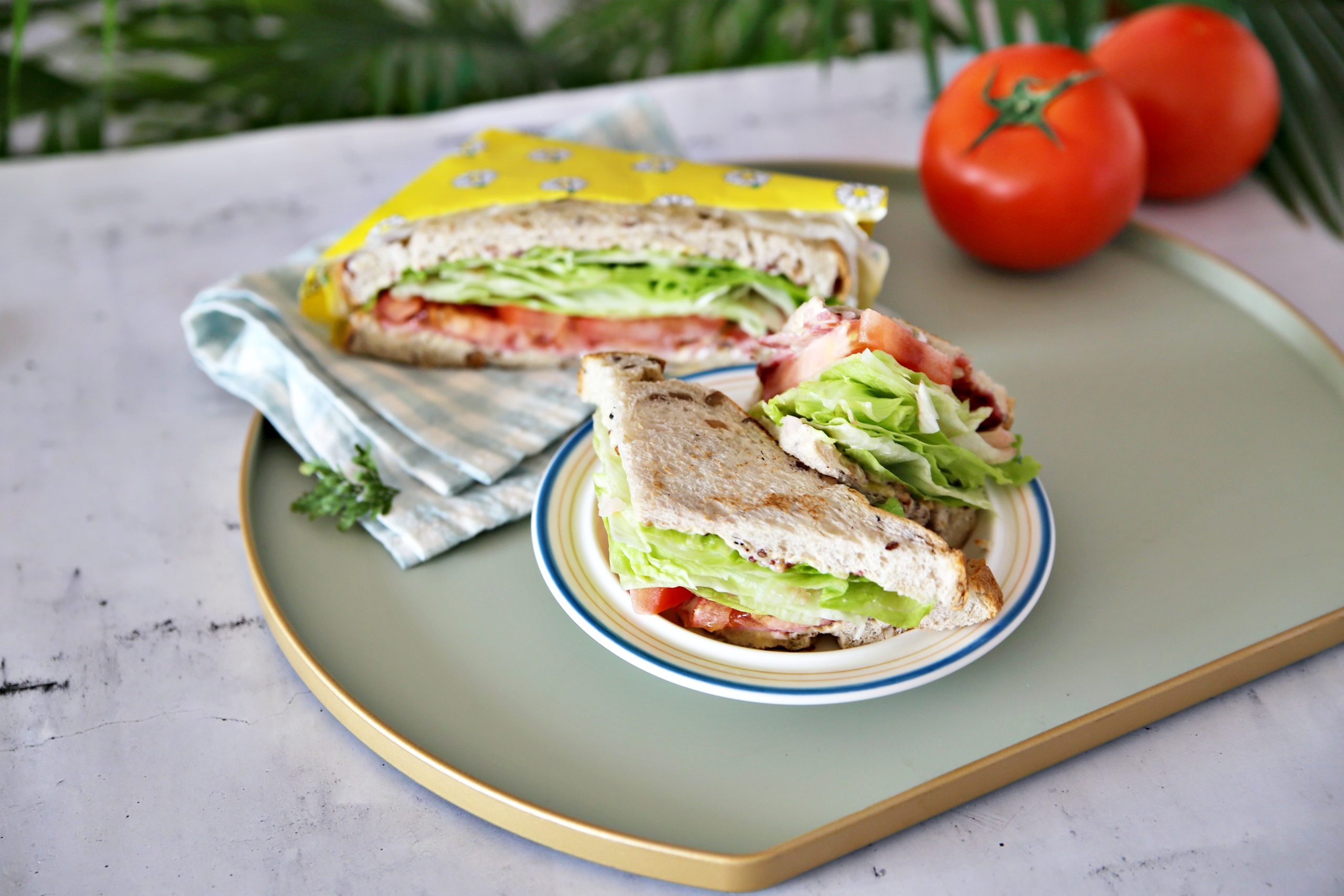 BLT 샌드위치 뜻 만들기 간단 토마토 베이컨 샌드위치 소스 레시피 샌드위치 포장