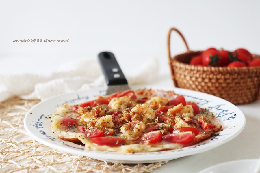 또띠아피자 류수영 토마토 꿀새우피자 만들기 레시피 요리